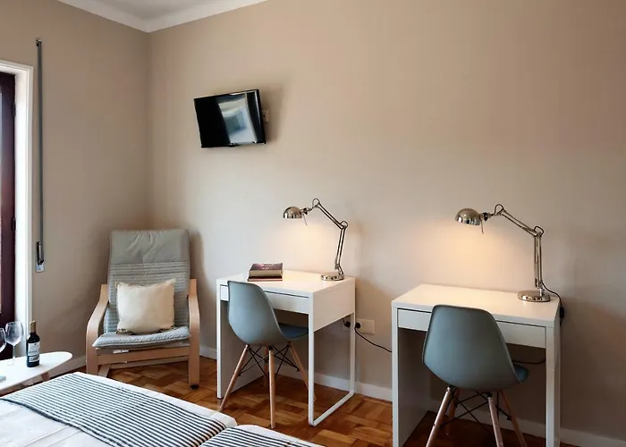 Ateneu بيت ضيافة