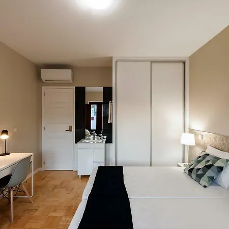 Casa de hóspedes Ateneu *